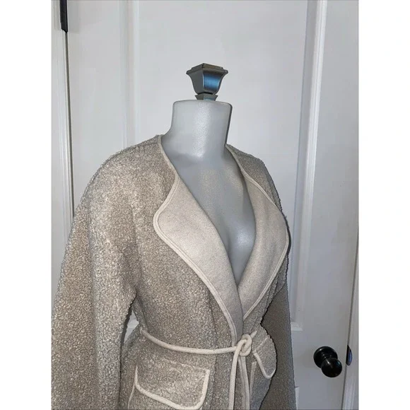Haven Well Within Beige Sherpa‎ Belted Cozy Jacket Size Small New with Tags Vests